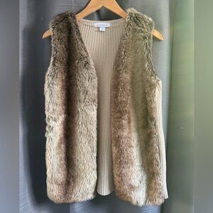 Liz Claiborne Faux Fur Knit Vest